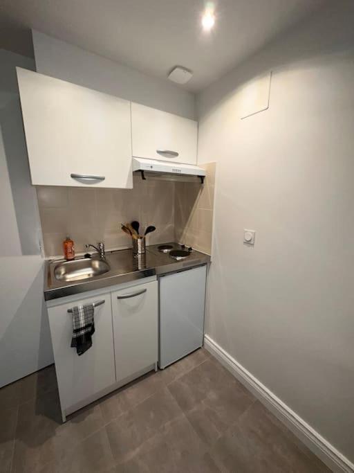 Studio 3 Au Coeur De Perigueux Apartment ภายนอก รูปภาพ